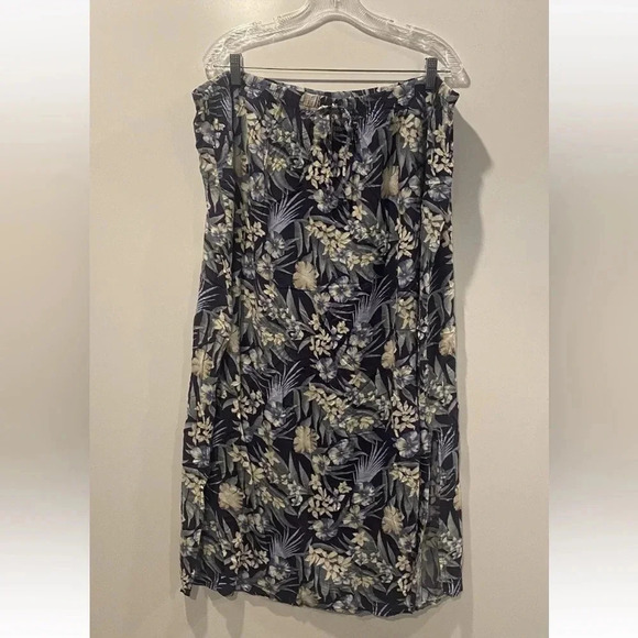 Fashion Bug Navy Blue Floral Pull On Maxi Skirt Womens Size 26/28 (1164) - Picture 1 of 5